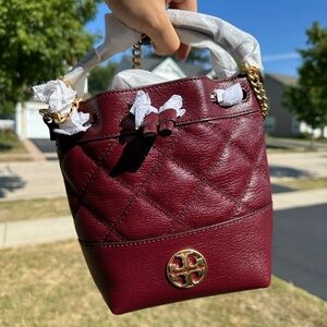 NWT Tory burch mini willa leather bucket in burgundy + free dust bag